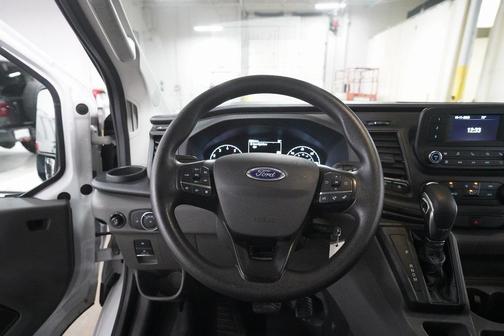 2022 Ford Transit-350 XL