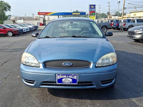2007 Ford Taurus SE