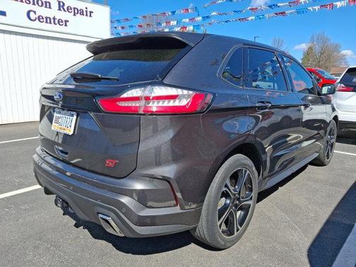 2020 Ford Edge ST