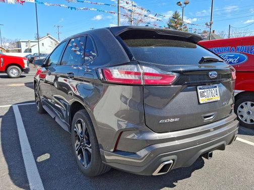 2020 Ford Edge ST