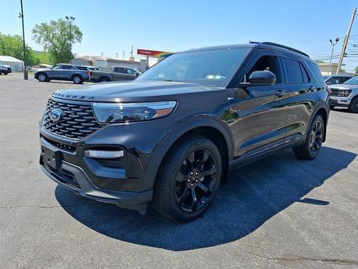 AGATE BLACK METALLIC 2022 Ford Explorer ST-LINE