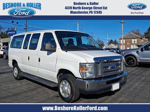 2011 Ford E350 Super Duty XL