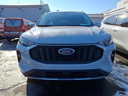 2026 Ford Escape PHEV Base