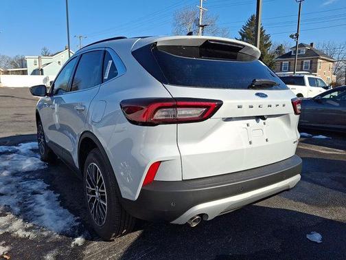 2026 Ford Escape PHEV Base