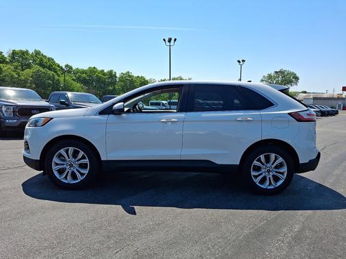 STAR WHITE 2024 Ford Edge TITANIUM