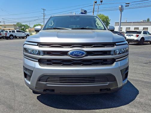 ICONIC SILVER METALLIC 2022 Ford Expedition XLT