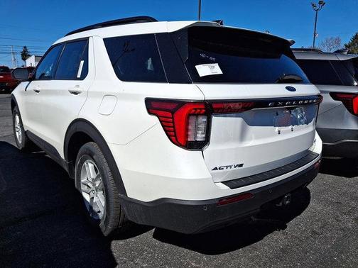 2026 Ford Explorer Active w/200A Pkg