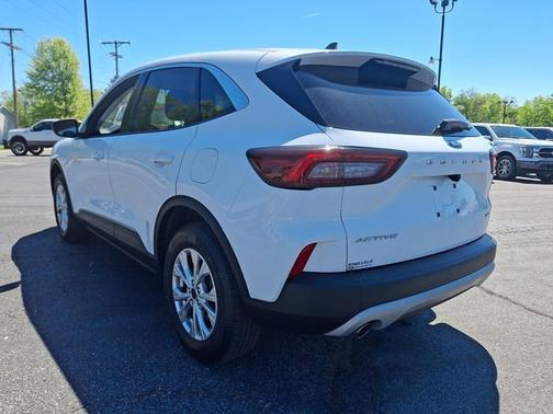OXFORD WHITE 2023 Ford Escape ACTIVE