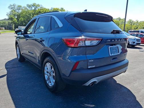 BLUE METALLIC 2020 Ford Escape SE