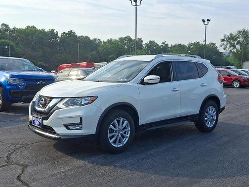 2017 Nissan Rogue SV