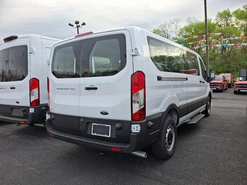 2025 Ford Transit-350 XL