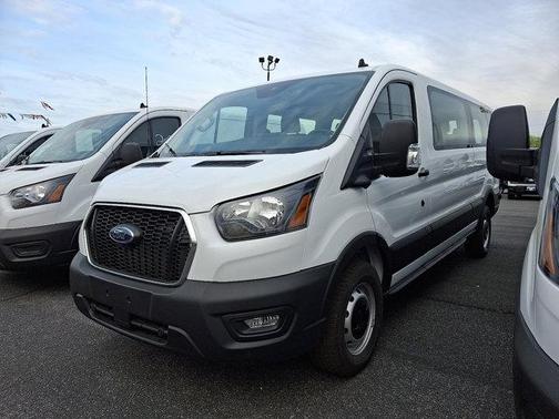 2025 Ford Transit-350 XL