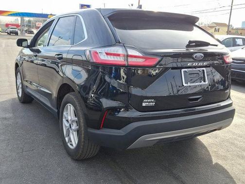 2021 Ford Edge SEL