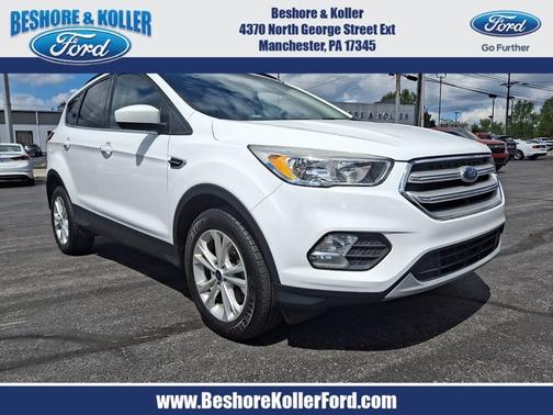 OXFORD WHITE 2019 Ford Escape SE
