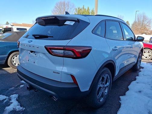 2026 Ford Escape ST-Line Select