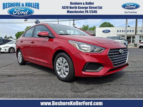 Pomegranate Red 2022 Hyundai Accent SE