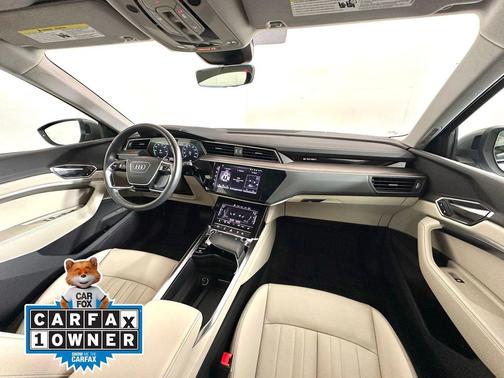 2023 Audi e-tron Premium quattro