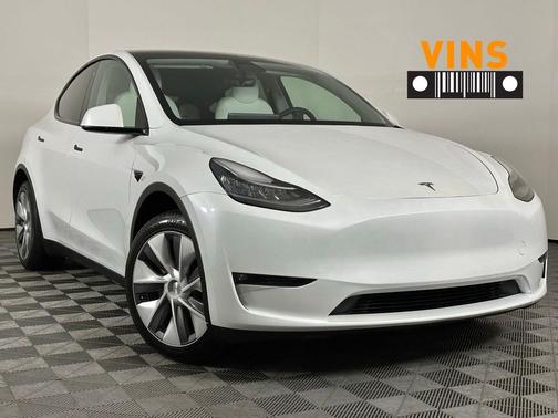2024 Tesla Model Y Long Range Dual Motor All-Wheel Drive