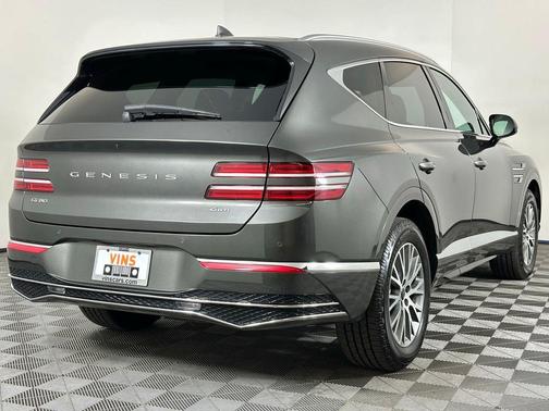 2025 Genesis GV80 2.5T
