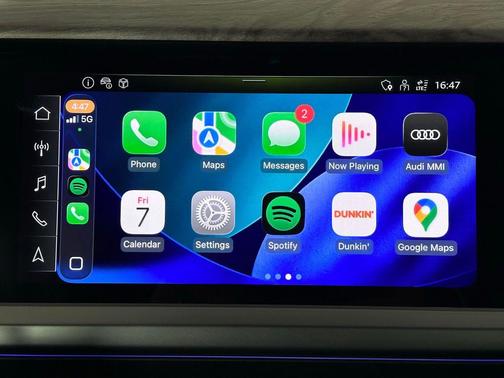 2022 Audi e-tron Premium Plus