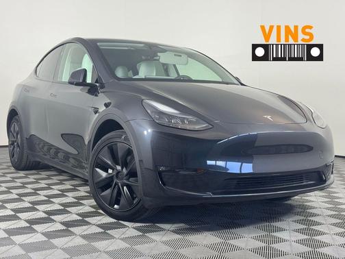 2025 Tesla Model Y Long Range Dual Motor All-Wheel Drive