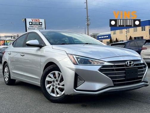 2019 Hyundai ELANTRA SE
