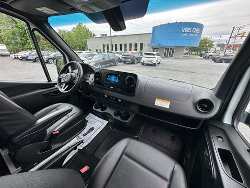 Arctic White 2023 Mercedes-Benz Sprinter 2500 Standard Roof