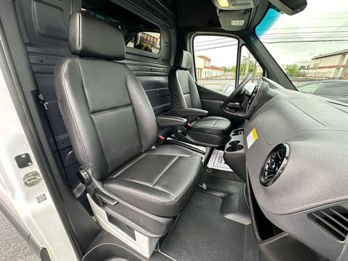 Arctic White 2023 Mercedes-Benz Sprinter 2500 Standard Roof