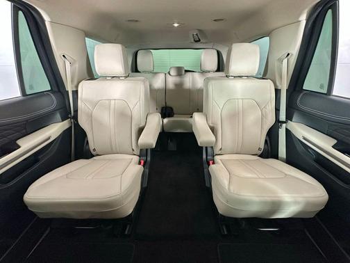 2023 Ford Expedition Platinum