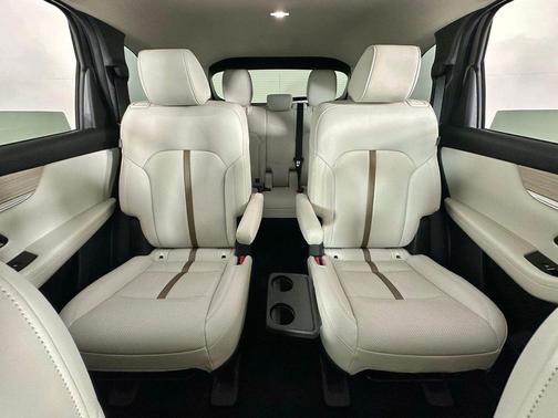 2024 Mazda CX-90 PHEV Premium Plus