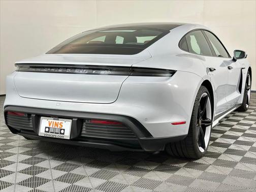 2022 Porsche Taycan 4S