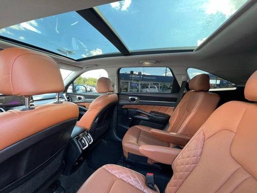 2022 Kia Sorento SX