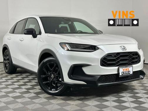 Platinum White Pearl 2024 Honda HR-V 2WD Sport