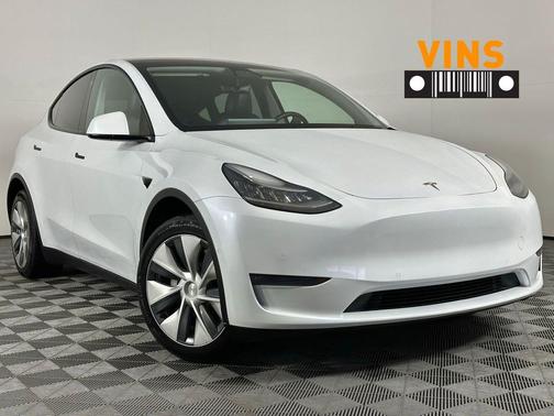 2022 Tesla Model Y Long Range Dual Motor All-Wheel Drive