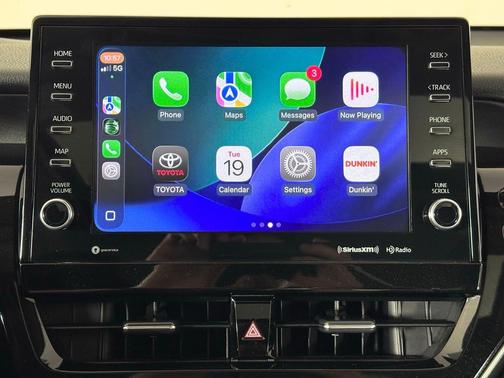 Wind Chill Pearl 2022 Toyota Camry Hybrid XLE