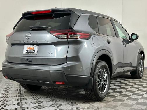 2025 Nissan Rogue S