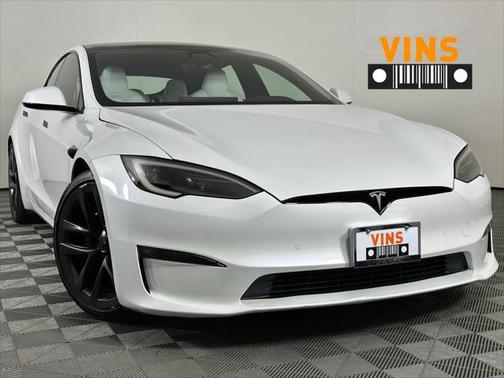2022 Tesla Model S Plaid