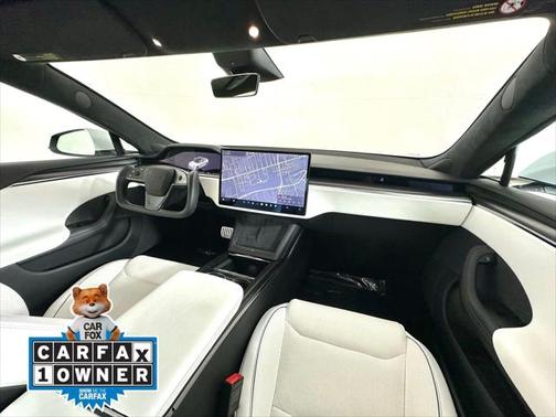 2022 Tesla Model S Plaid