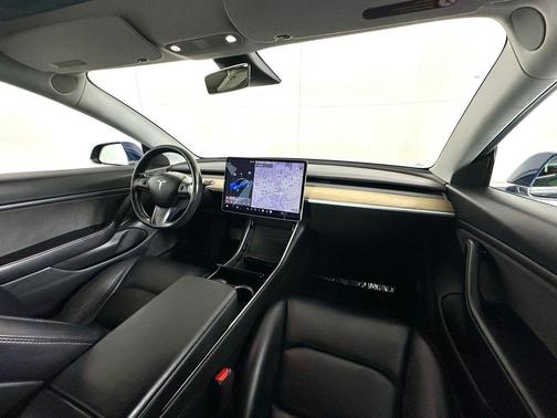 Deep Blue Metallic 2019 Tesla Model 3 Standard Range Plus