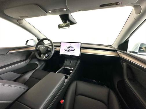 2024 Tesla Model Y Long Range Dual Motor All-Wheel Drive