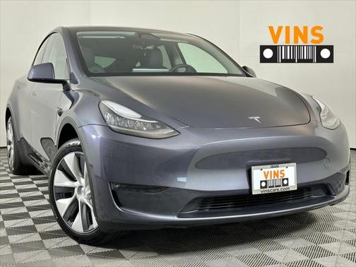 2023 Tesla Model Y Long Range Dual Motor All-Wheel Drive