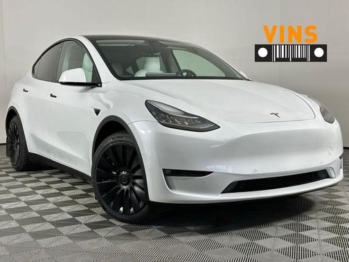 2022 Tesla Model Y Long Range Dual Motor All-Wheel Drive