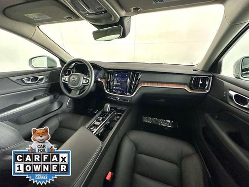 2025 Volvo V60 Cross Country Plus, B5 AWD Gas (mild hybrid)