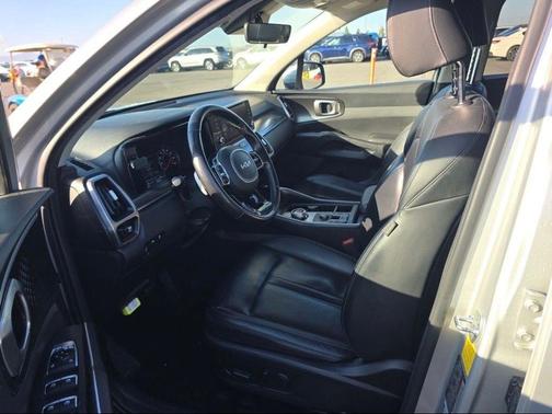 2022 Kia Sorento Hybrid S