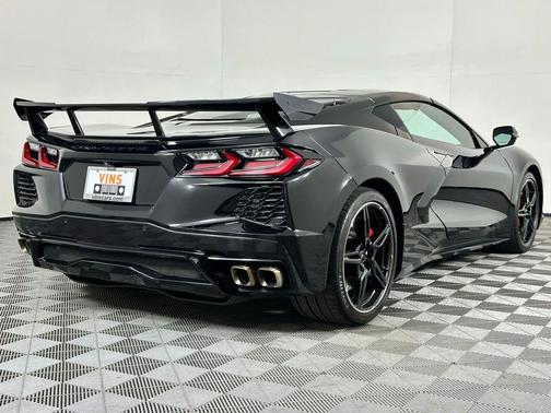 2020 Chevrolet Corvette Stingray w/3LT
