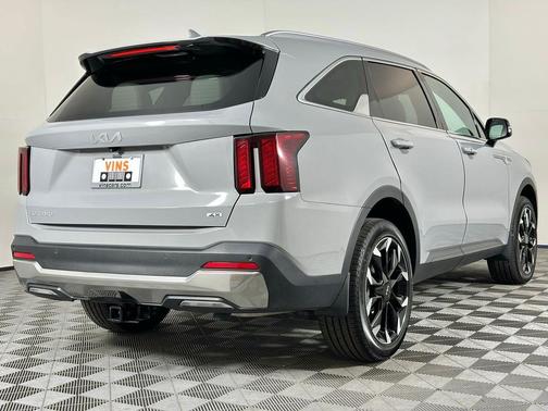 2025 Kia Sorento EX