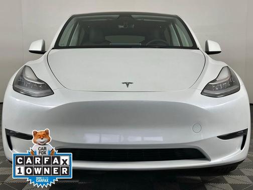 Pearl White Multi-Coat 2023 Tesla Model Y Long Range Dual Motor All-Wheel Drive
