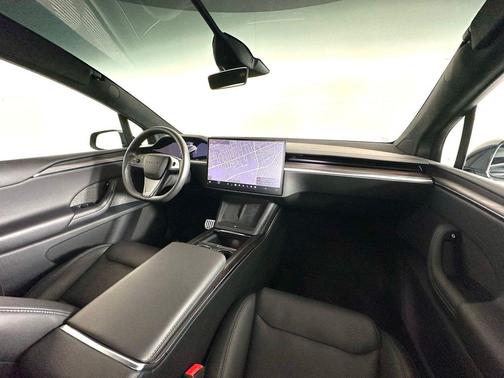 2024 Tesla Model X Long Range
