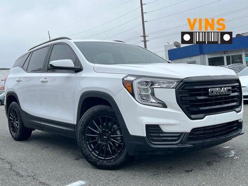 Summit White 2022 GMC Terrain SLE