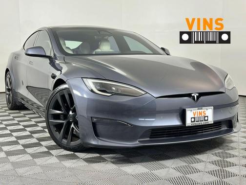 2022 Tesla Model S Plaid